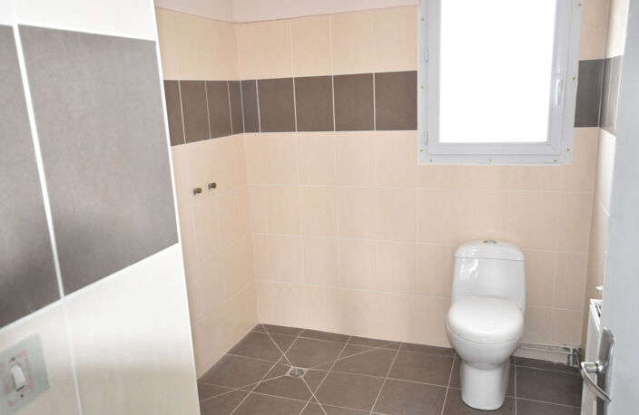 Maison 5 pièces 115 m2 proche du centre ville — photo 5