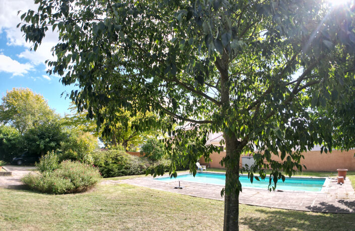 MAISON SAUBENS T7 de 245m2 — photo 2