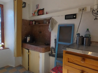 DE TERRAIN PRÉS ET FORETS + 320 M2 DE DÉPENDANCES — photo 4