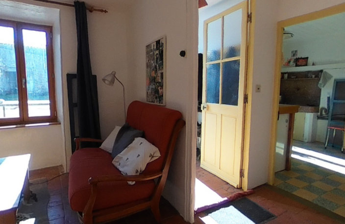 DE TERRAIN PRÉS ET FORETS + 320 M2 DE DÉPENDANCES — photo 5