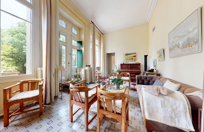 Maison de Maître de 15 pièces sur 360m2 dans son Parc arboré — photo 3