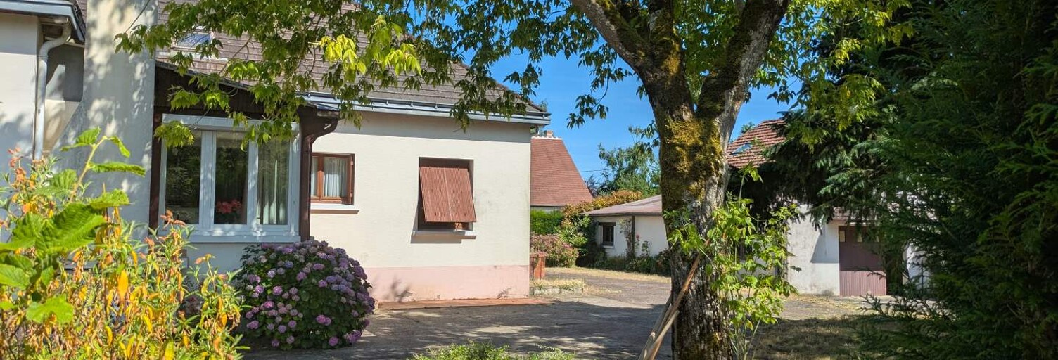 Maison 5 Pièces 126 m² à vendre à Sainte-Catherine-de-Fierbois (37800)
