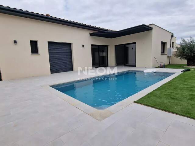 VILLA T4 PLAIN PIED GARAGE PISCINE — photo du bien