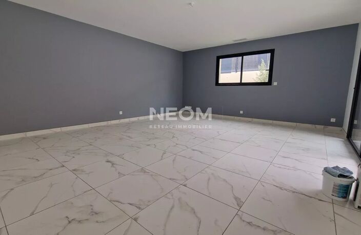 VILLA T4 PLAIN PIED GARAGE PISCINE — photo 4