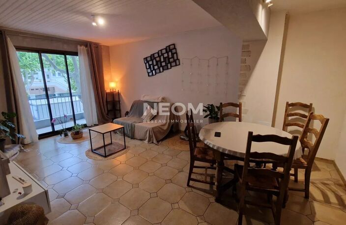 T4 AVEC BALCON ET GARAGE — photo 2