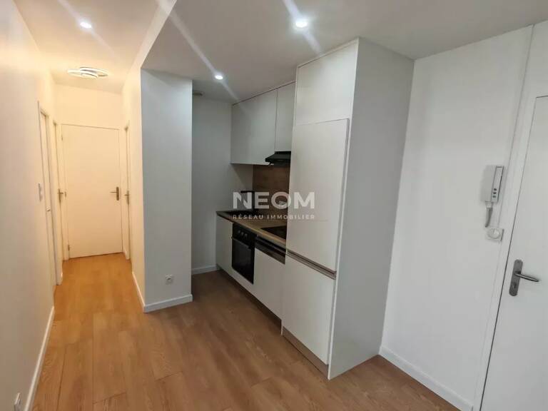VENEZ DECOUVRIR CE SUPER T3 RENOVÉ À NEUF ! — photo 1
