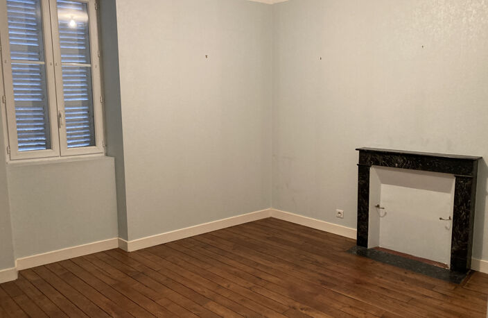 Grand T3 dans petite copro — photo 3