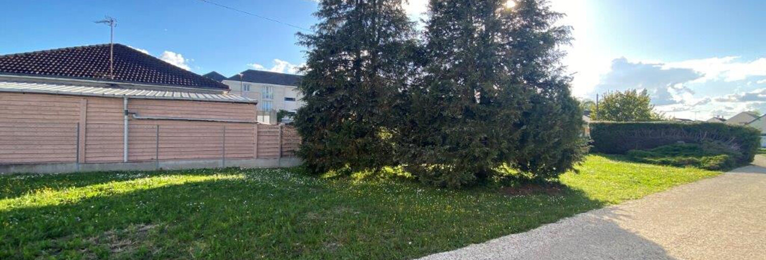 Terrain  337 m² à vendre à Neuville-aux-Bois (45170)