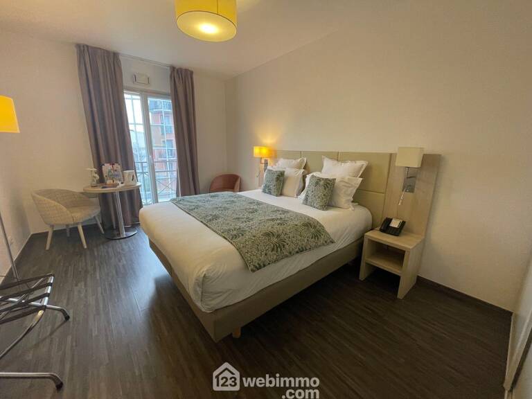 Appartement - 24m² - Neuilly-Plaisance — photo 1