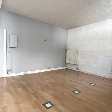 Commerce  184000 €