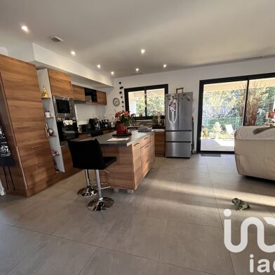 Maison 3 pièces 218000 €