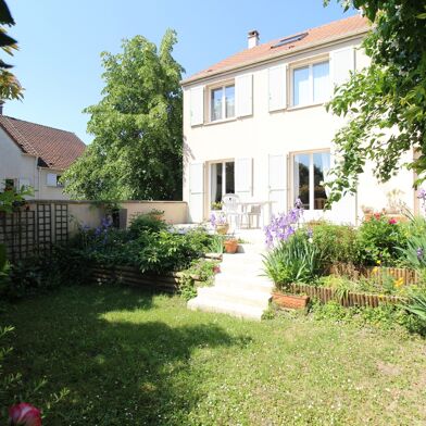Maison 7 pièces 472000 €