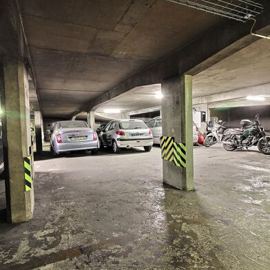 Parking 12 m²