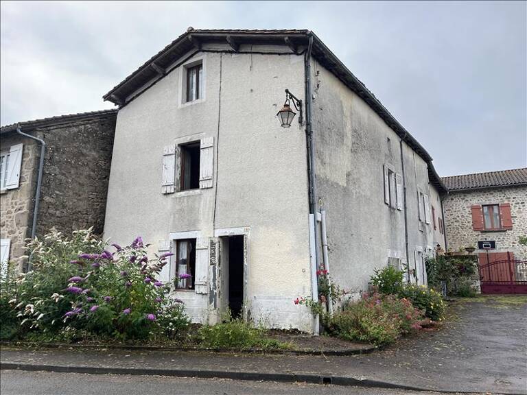 Maison de bourg de 6 pièces principales — photo 1