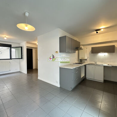 Appartement 3 pièces 710 €