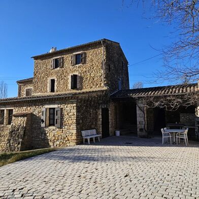 Maison 8 pièces 495000 €