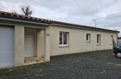 location maison 1 250 € CC /mois à proximité de Chaniers (17610)