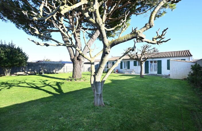 Maison À Vendre à ARS EN RE entre plage et centre village — photo 3