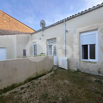 Immeuble  180200 €