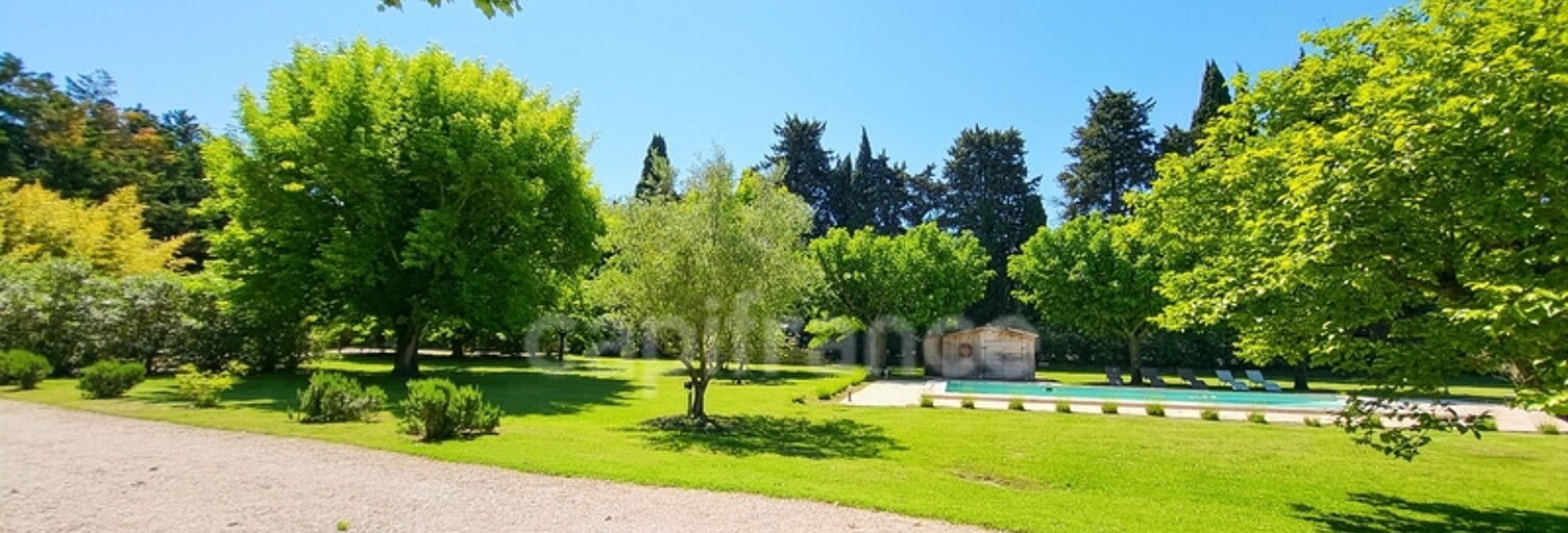 Maison 9 Pièces 628 m² à vendre à Cabannes (13440)