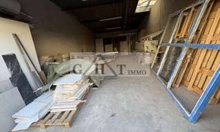 Local industriel  100 m² à louer à Vaux-le-Pénil (77000)