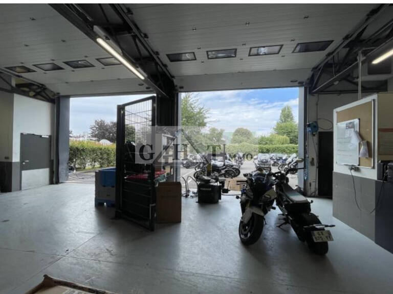 ENTREPOT BUREAUX A LOUER A GENNEVILLIERS — photo 1