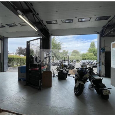 Local industriel  20475 €