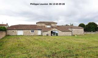 Maison 9 Pièces 373 m² à vendre à Soussac (33790)