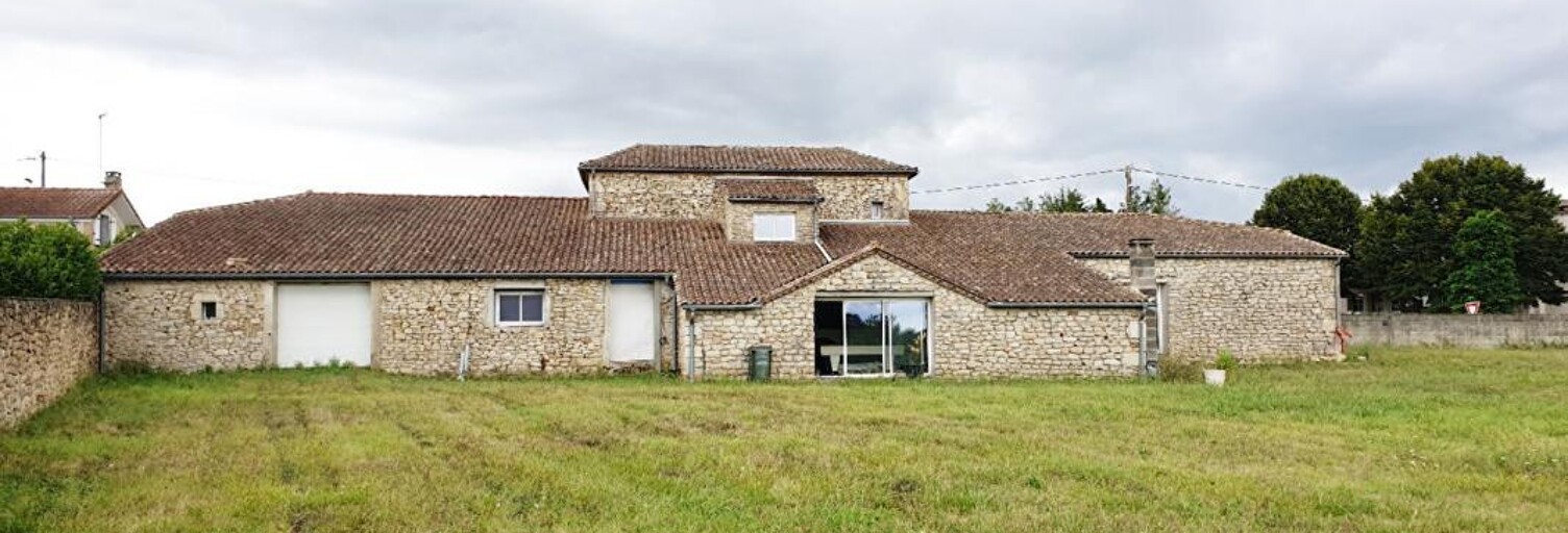 Maison 9 Pièces 373 m² à vendre à Soussac (33790)