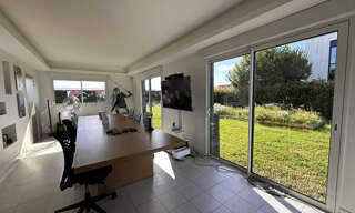 Bureau  360 m² à louer à Beaucouzé (49070)