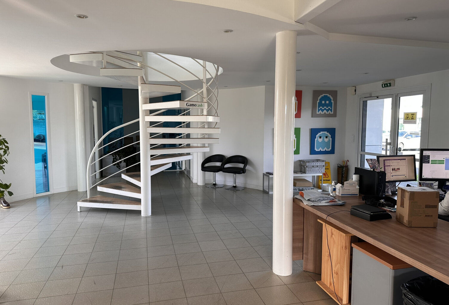 Bureaux 360m2 - Angers Ouest — photo 1