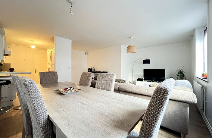 APPARTEMENT T3 - 72 M2 - CROIX BLANCHE - PARKING PRIVE — photo 2