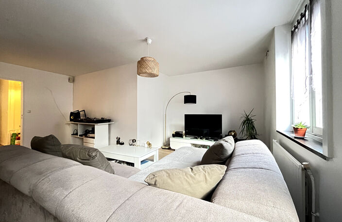 APPARTEMENT T3 - 72 M2 - CROIX BLANCHE - PARKING PRIVE — photo 4