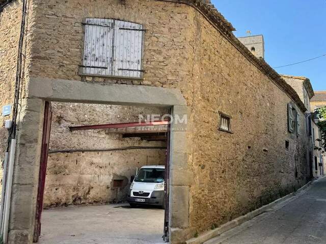 REMISE AVEC EAU ET ELECTRICITE  CENTRE-VILLETREBES — photo du bien