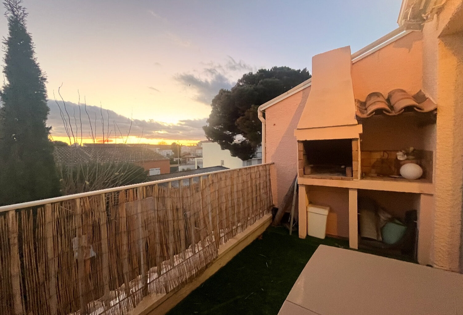 T2 avec Mezzanine terrasse et parking Grau d Agde — photo 1