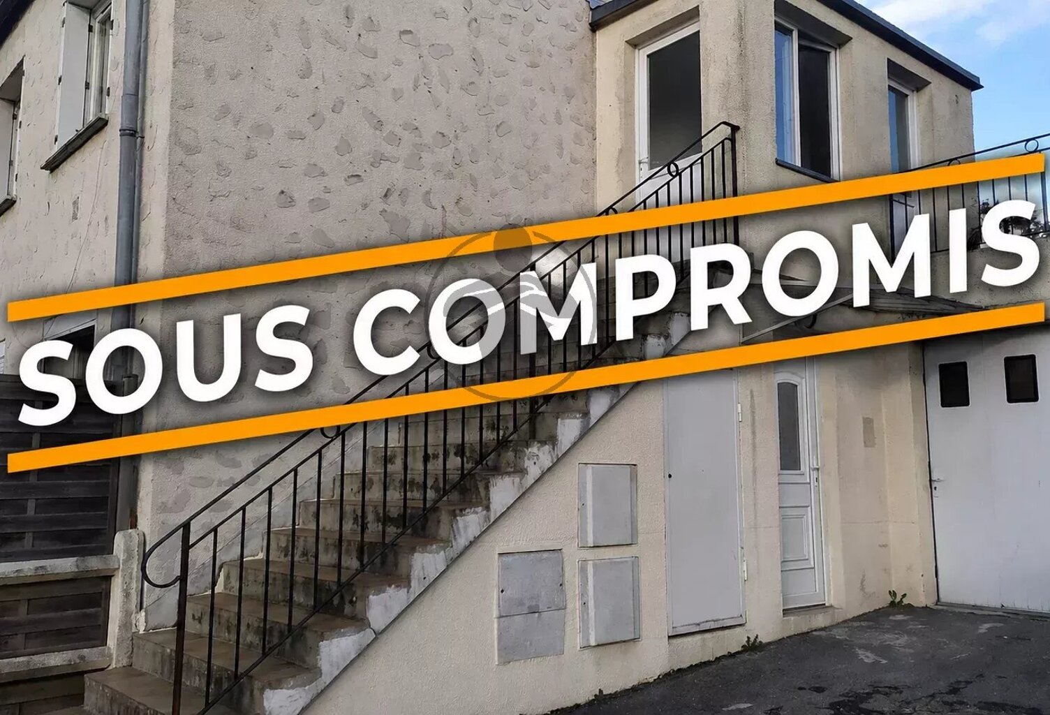 CHIGNY-LES-ROSES (51500) - Maison avec 2 appartements loués — photo 1