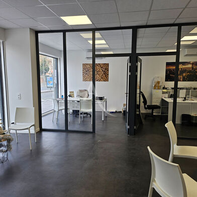 Commerce 4 pièces 2690 €
