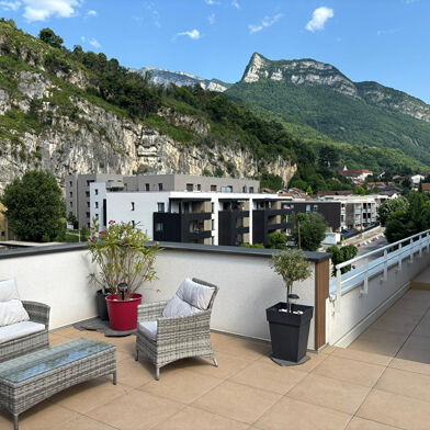 Appartement 4 pièces 421000 €