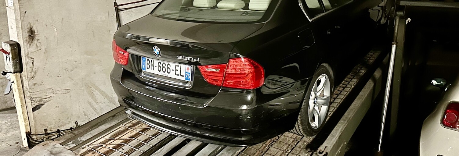 Garage  12 m² à vendre à Paris 17 (75017)