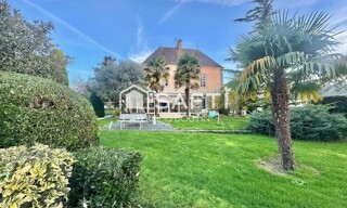 Maison 9 Pièces 302 m² à vendre à Benet (85490)
