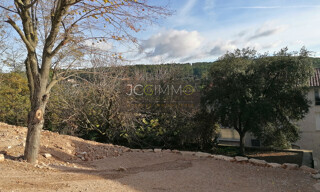 Terrain  896 m² à vendre à Carnoules (83660)