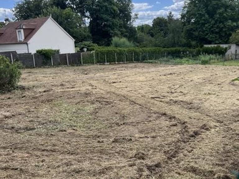 Terrain à bâtir de 0 pièces principales — photo 1