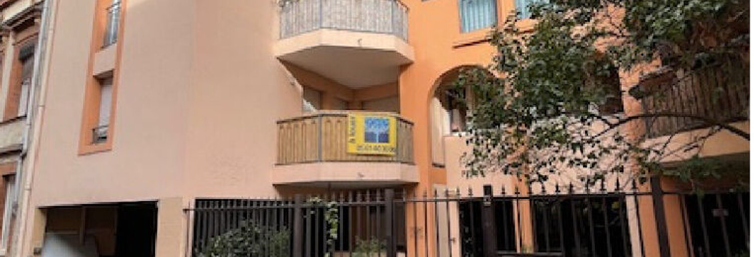 Garage   m² à louer à Toulouse (31000)