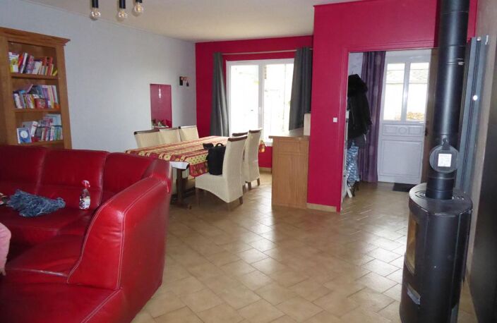Ensemble immobilier de 160 m² habitables à Saint Léonard-en-Beauce — photo 2