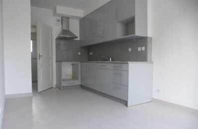 location appartement 565 € CC /mois à proximité de Orléans (45100)