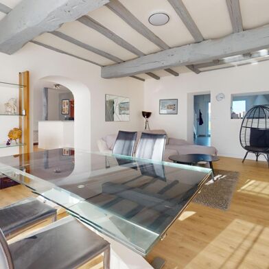 Maison 6 pièces 299940 €