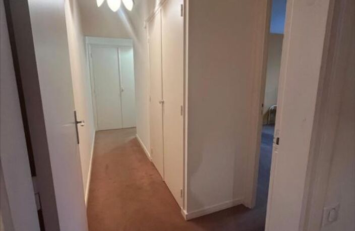 A VENDRE LAMBERSART APPARTEMENT F4 GARAGE — photo 4
