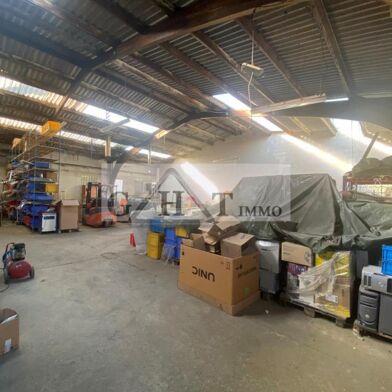 Local industriel  1100000 €