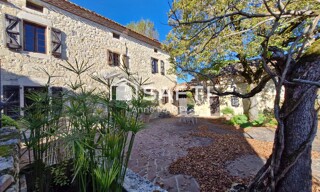 Maison 10 Pièces 284 m² à vendre à Livers-Cazelles (81170)