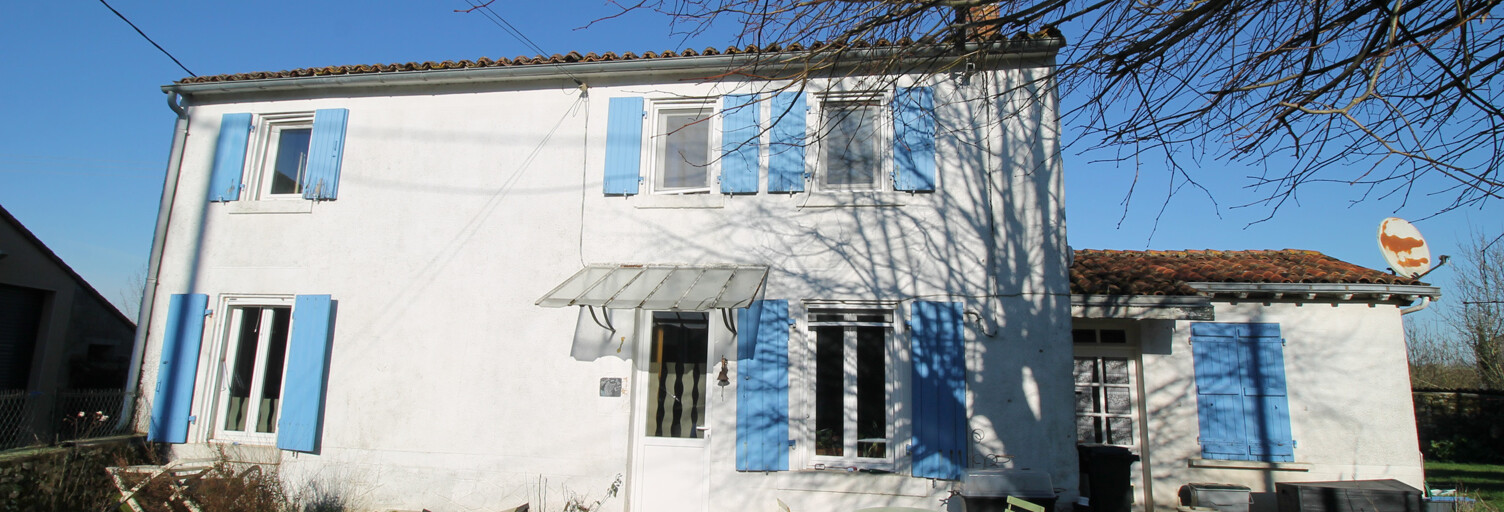 Maison 5 Pièces 97 m² à vendre à Bazoges-en-Pareds (85390)